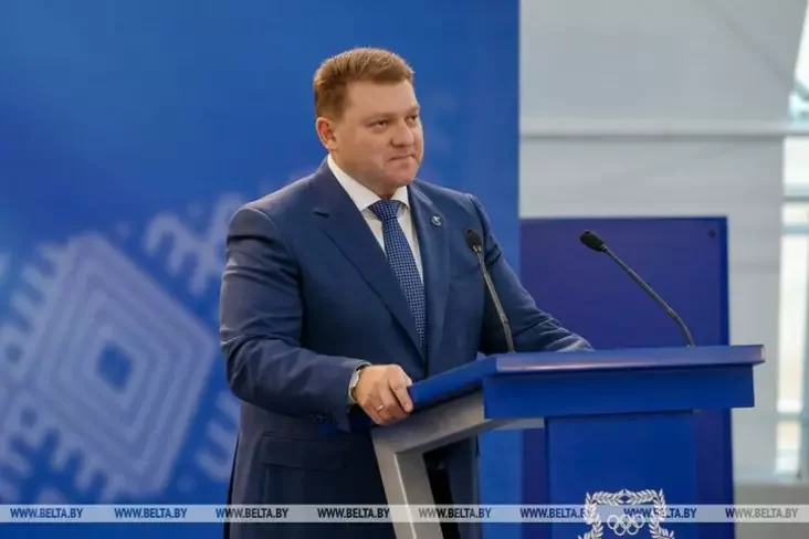 Дзмітрый Лукашэнка на ўручэнні сведчанняў перспектыўным спартоўцам і трэнэрам, Мінск, 2019 год. Фота: БЕЛТА