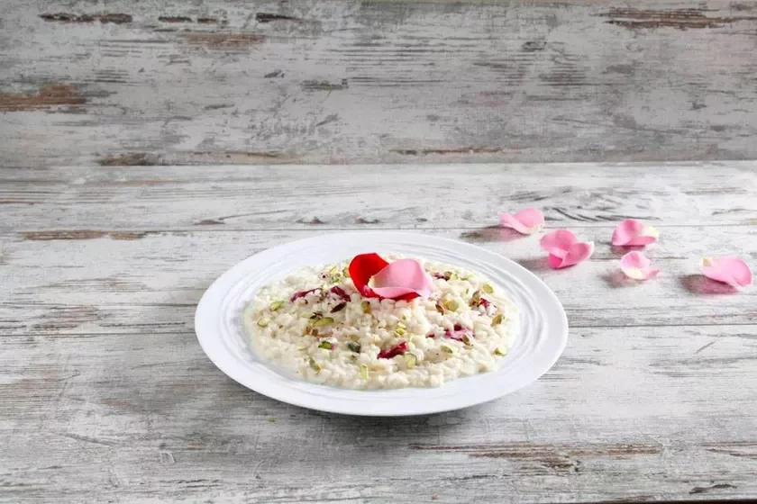 risotto with rose petals