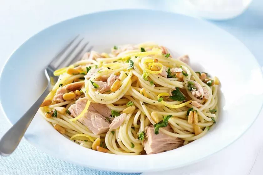 Lemony tuna pasta