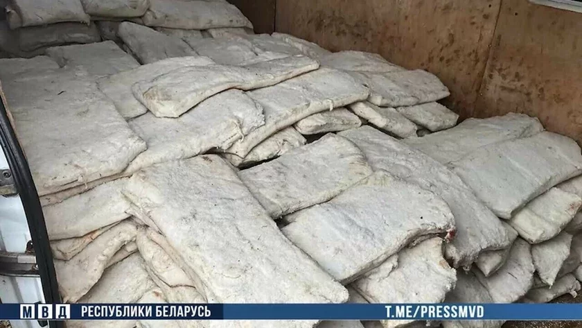 Белорус украл две тонны сала в отместку за увольнение