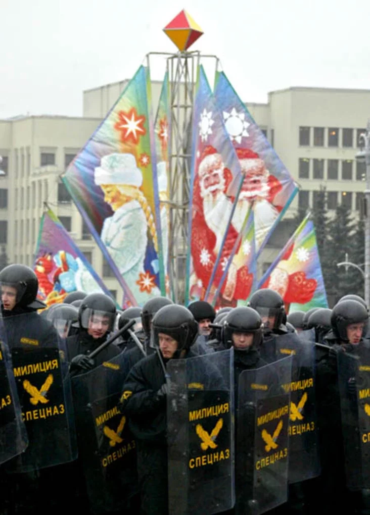 Photo by Julia Darashkevich
