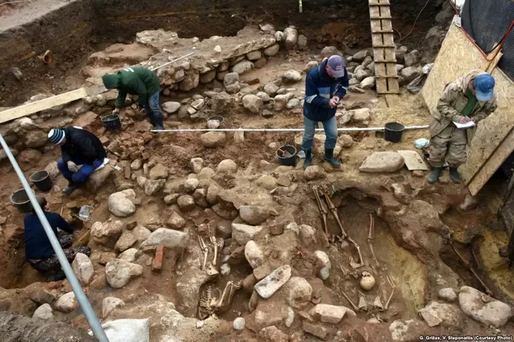 Padčas raskopak na hary Hiedzimina