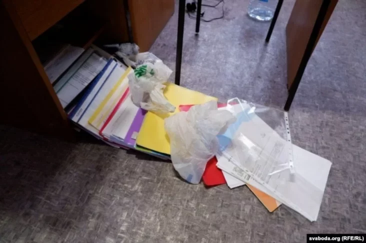 Paśla pieratrusu ŭ ofisie «Silnych novostiej» u kastryčniku