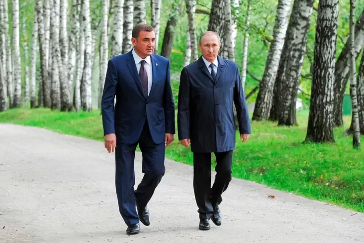 Vladimir Putin and Alexei Dyumin Uładzimir Pucin i Alaksiej Dziumin Vładimir Putin i Aleksiej Diumin