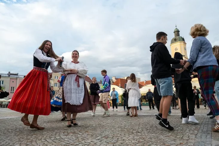 U Polščy prajšoŭ fiestyval biełaruskaj tradycyi SONCAHRAJ - fotafakt