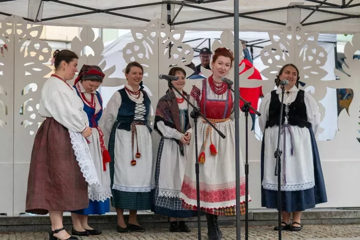 U Polščy prajšoŭ fiestyval biełaruskaj tradycyi SONCAHRAJ - fotafakt