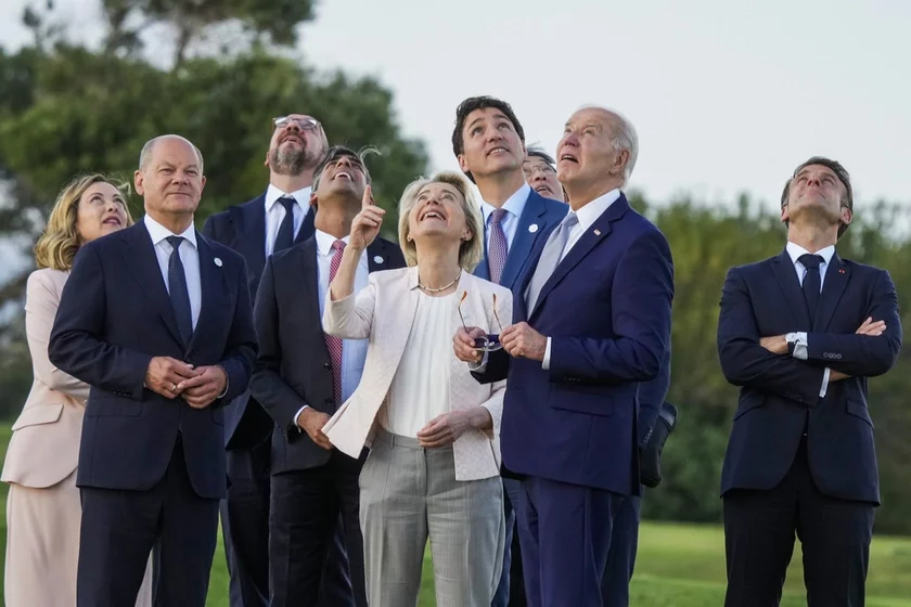 French President Emmanuel Macron, U.S. President Joe Biden, Japan's Prime Minister Fumio Kishida, Canada's Prime Minister Justin Trudeau, European Commission President Ursula von der Leyen, Britain's Prime Minister Rishi Sunak, European Council President Charles Michel, German Chancellor Olaf Scholz and Italian Prime Minister Giorgia Meloni prezident Francyi Emanuel Makron, prezident ZŠA Džo Bajden, premjer-ministr Japonii Fumio Kišyda, premjer-ministr Kanady Džaścin Triudo, prezident Jeŭrakamisii Ursuła fon der Lajen, premjer-ministr Vialikabrytanii Ryšy Sunak, prezident Jeŭrapiejskaha Savieta Šarl Mišel, kancler Hiermanii Ołaf Šolc i Premjer-ministr Italii Džordžyja Miełoni