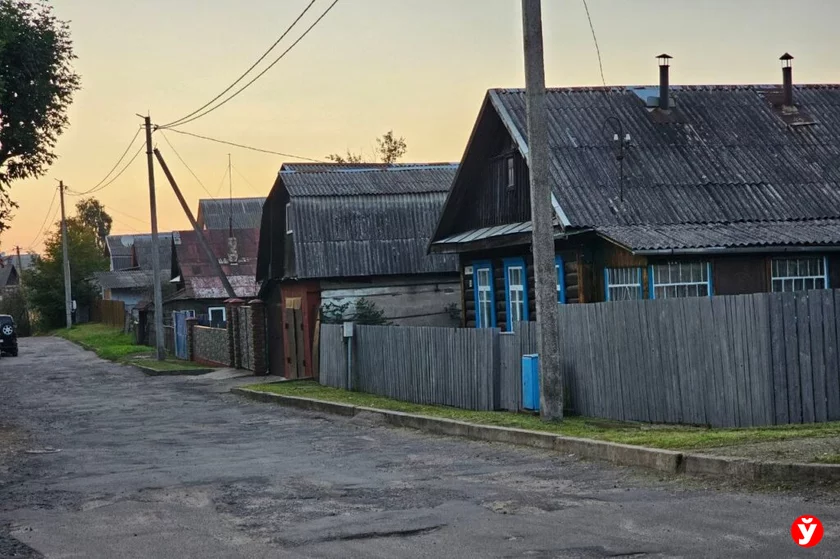 «Сказалі, дамы будуць зносіць»: жыхары вуліцы Працачны Хімік у Барысаве занепакоены чуткамі аб будоўлі